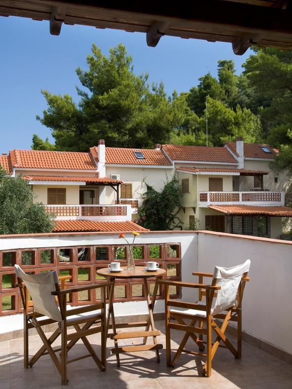 Amaryllis Summer Maisonettes Possidi Room photo